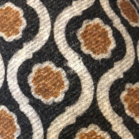 Francesco Biasia Zebra Wool Scarf Made in Italy Unisex - Picture 8 of 8